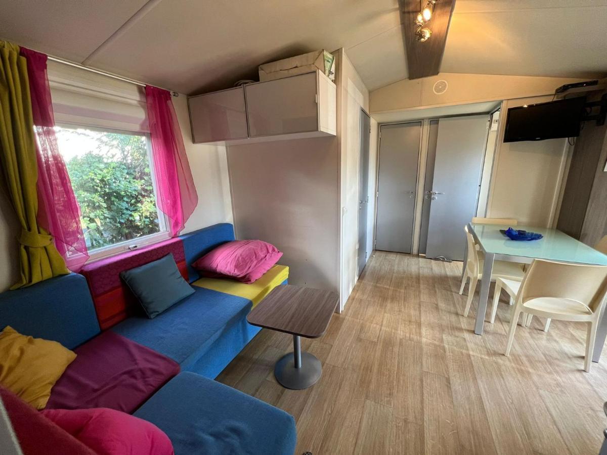 Bungalow Luxe 3 Chambres Surplombant Le Golf De St Tropez Gassin Exteriör bild