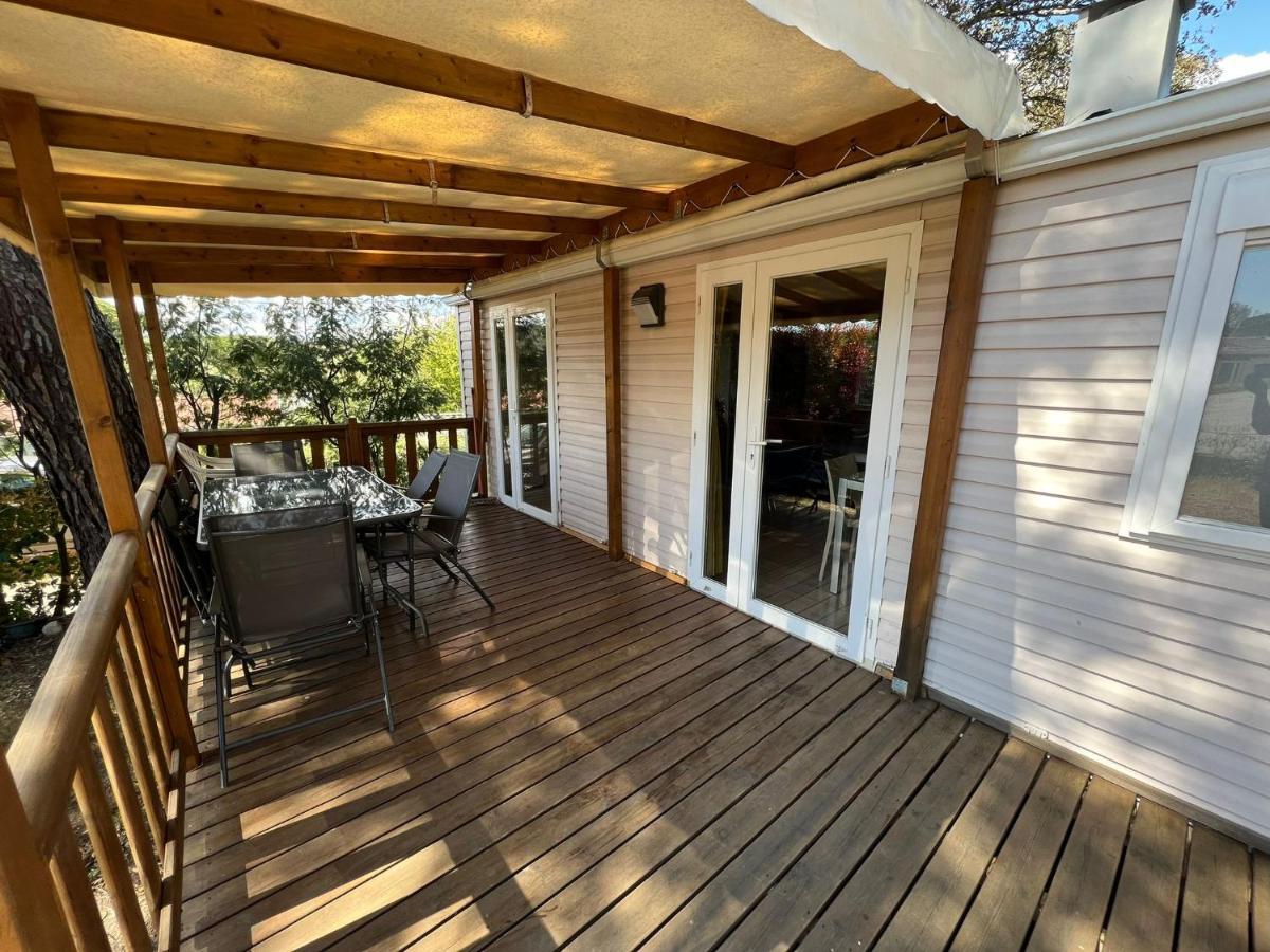 Bungalow Luxe 3 Chambres Surplombant Le Golf De St Tropez Gassin Exteriör bild